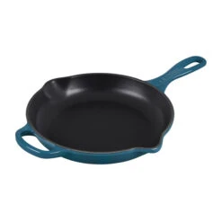 Le Creuset Signature Skillet - 9" -Barbeque Tool Shop RS11863 LS2024 237D